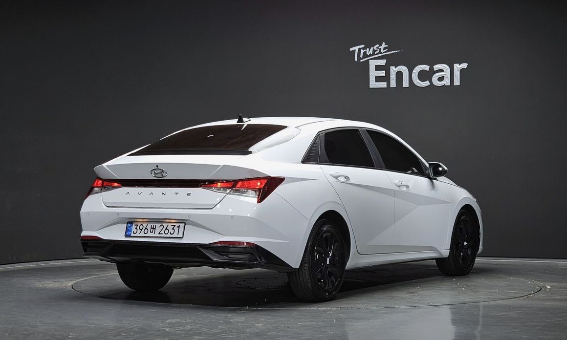 Hyundai AVANTE 2023