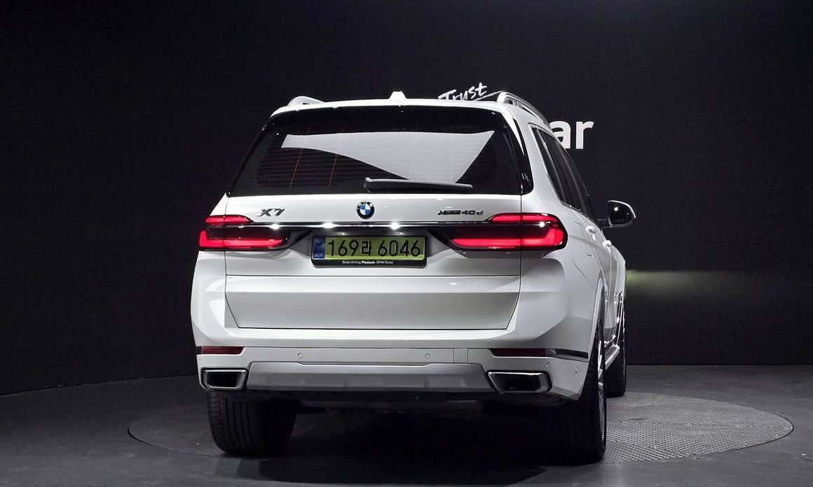 BMW X7 2025
