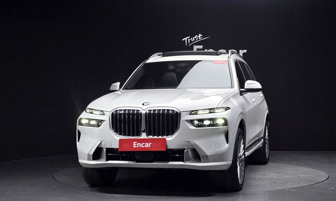 BMW X7 2025