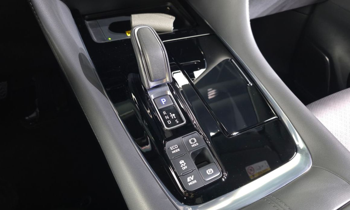 Toyota Alphard 2024