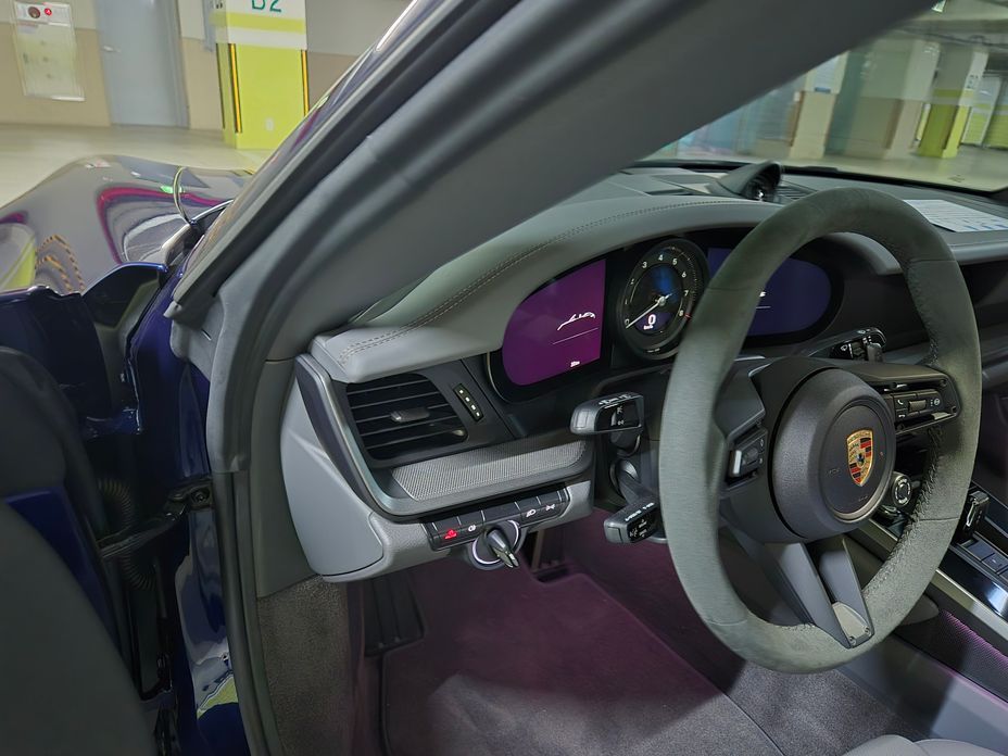 Porsche 911 2024