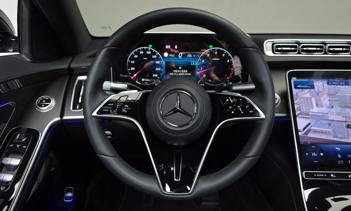 Mercedes-Benz S-Class 2026