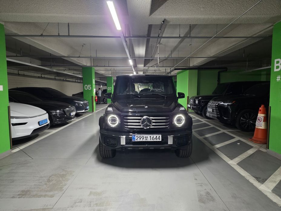 Mercedes-Benz G-Class 2026