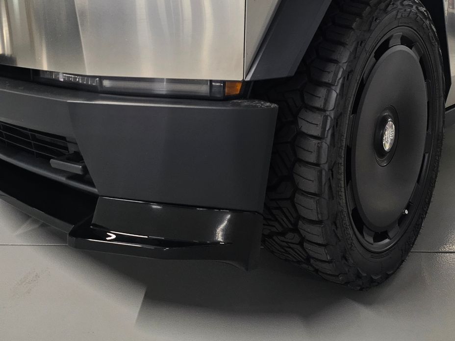 Tesla Cybertruck 2025