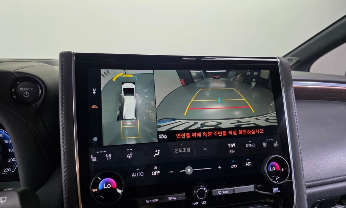 Toyota Alphard 2024