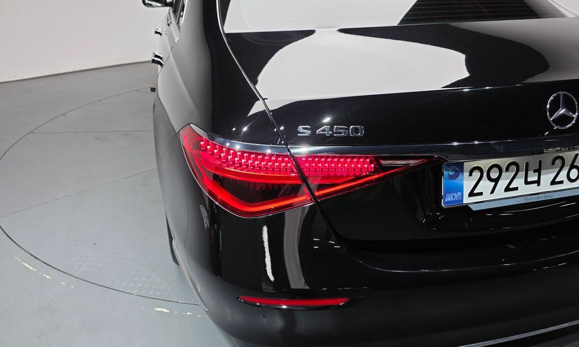 Mercedes-Benz S-Class 2026