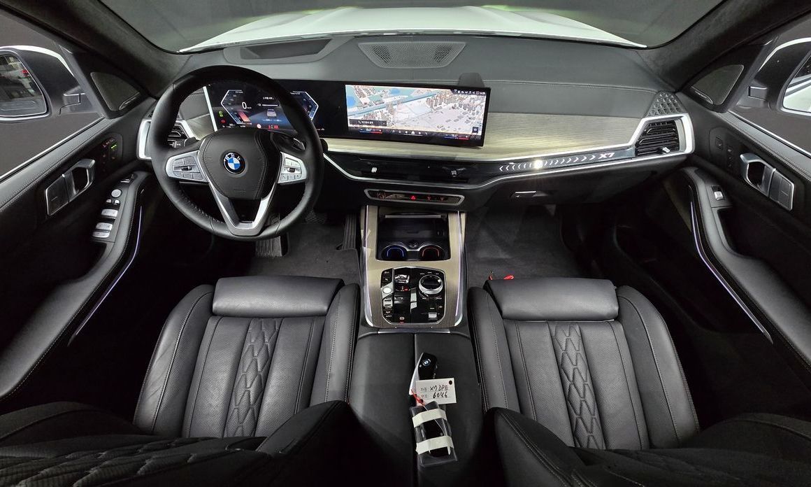 BMW X7 2025
