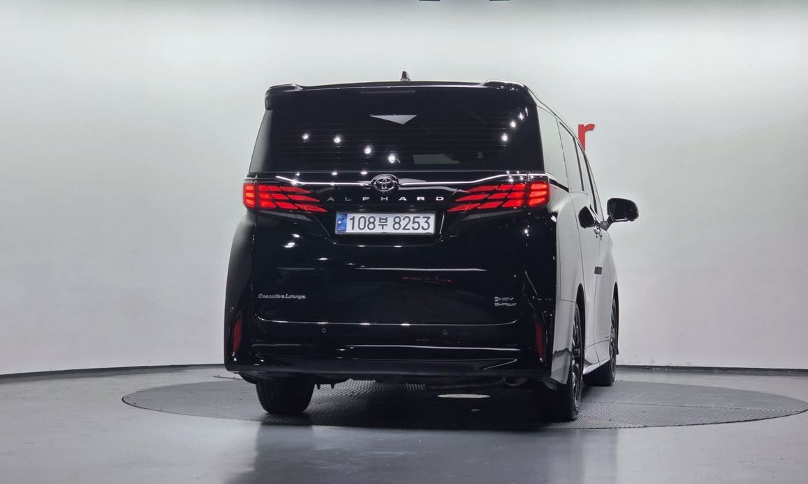 Toyota Alphard 2024