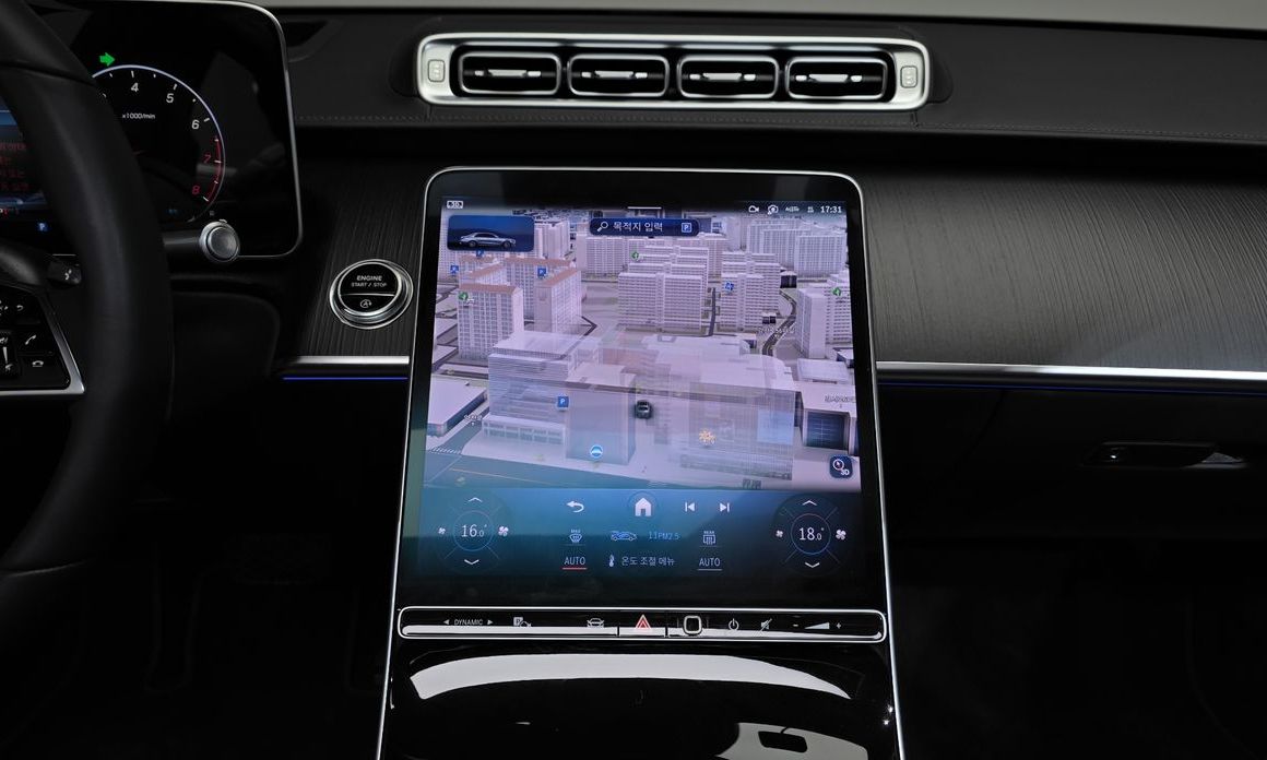 Mercedes-Benz S-Class 2026