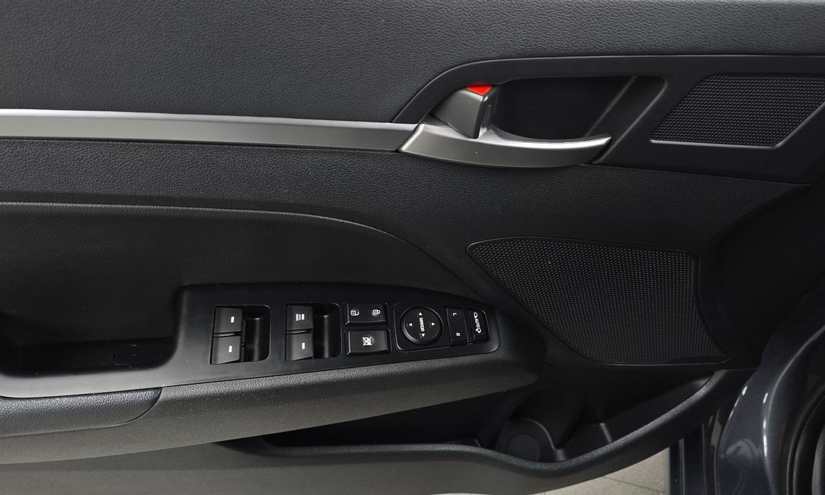 Hyundai AVANTE 2019