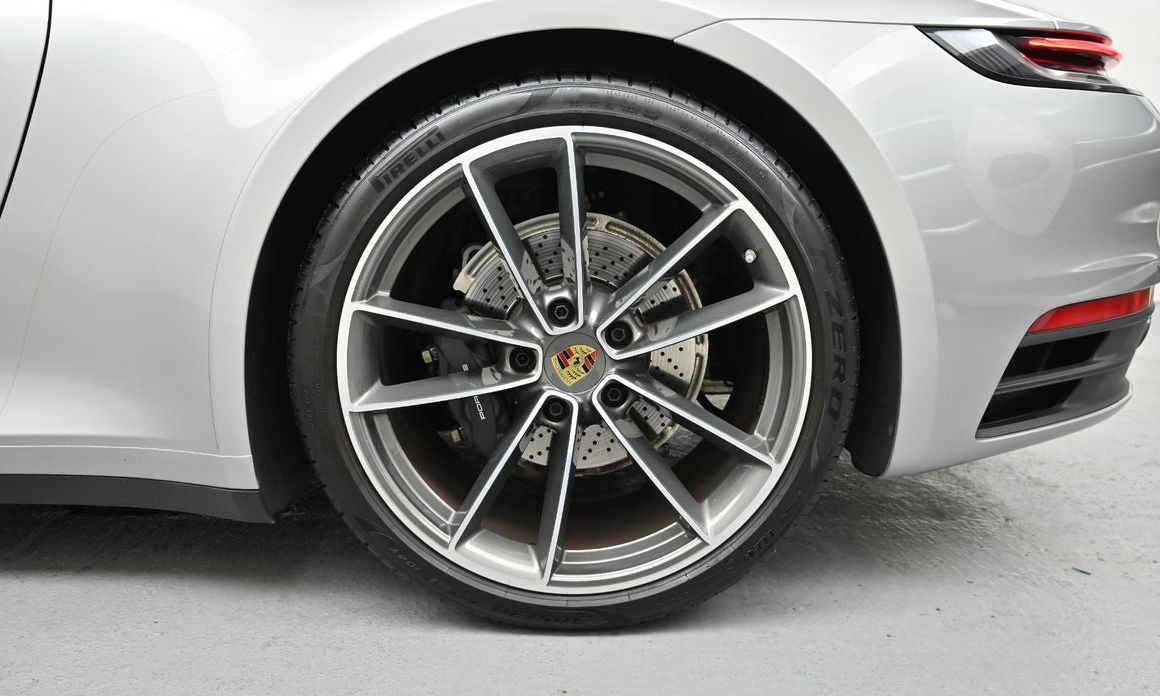 Porsche 911 2024