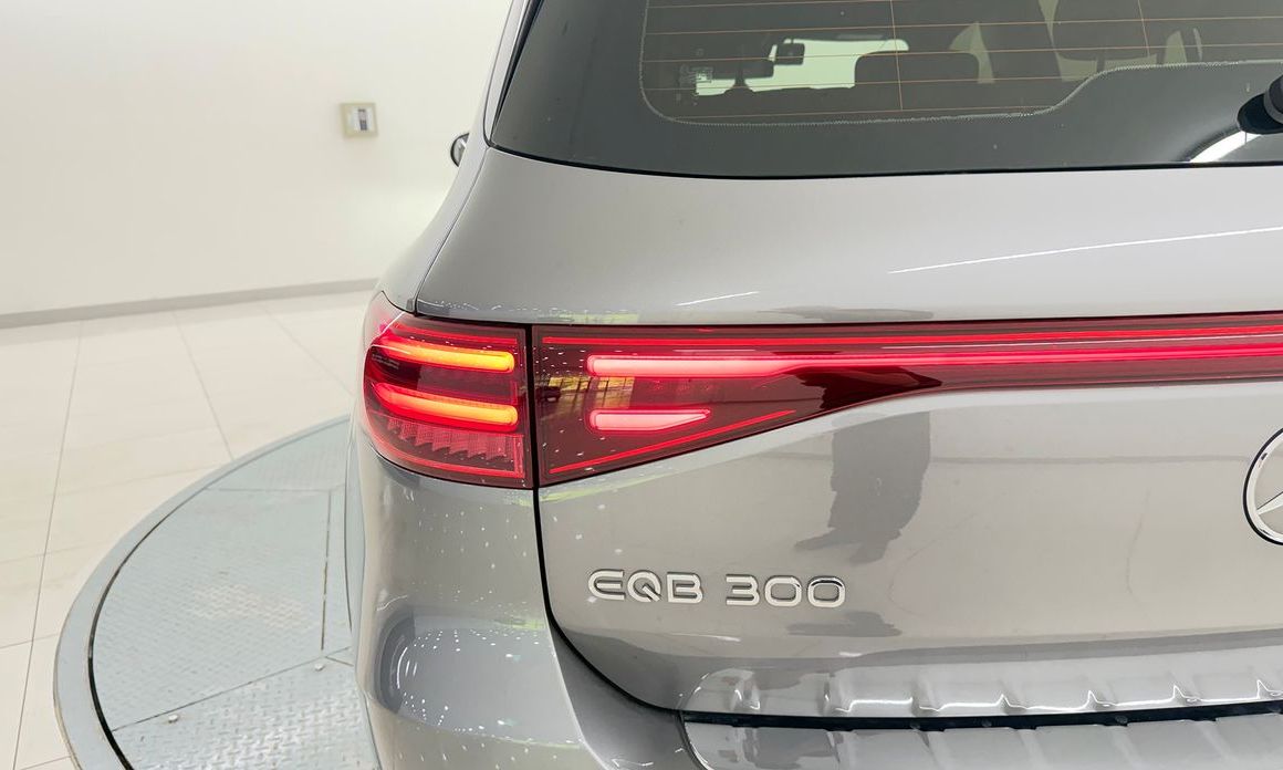 Mercedes-Benz EQB 2026