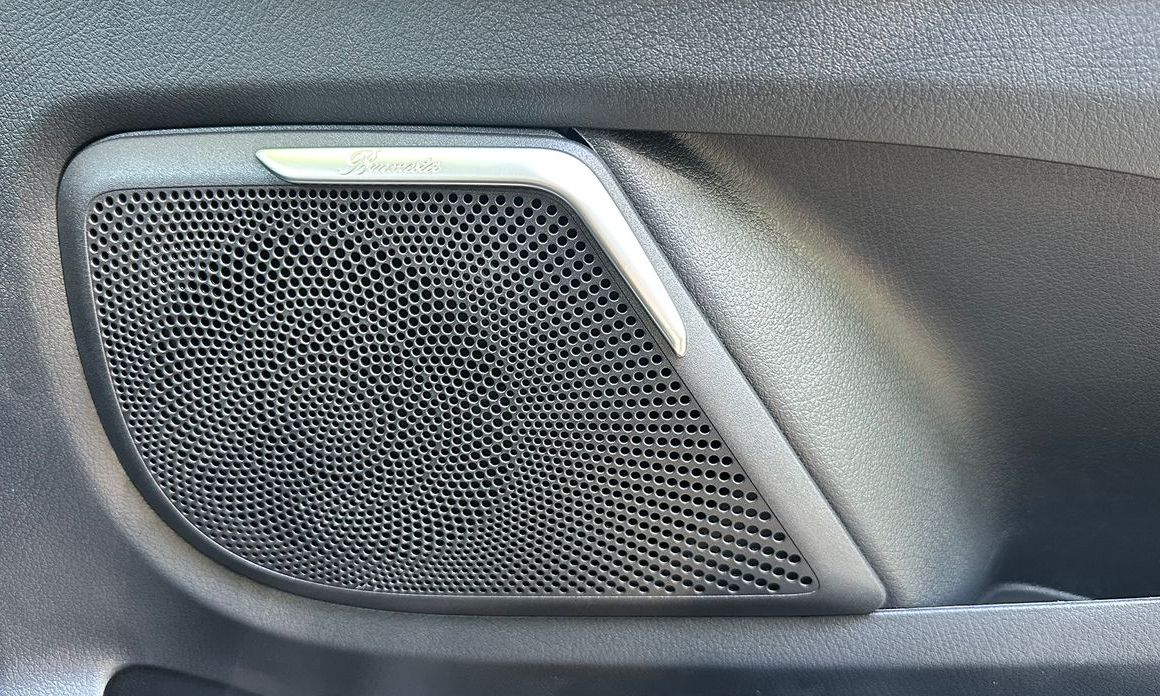 Mercedes-Benz V-Class 2025