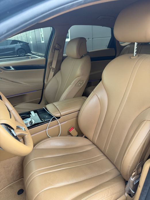 Genesis G80 2025