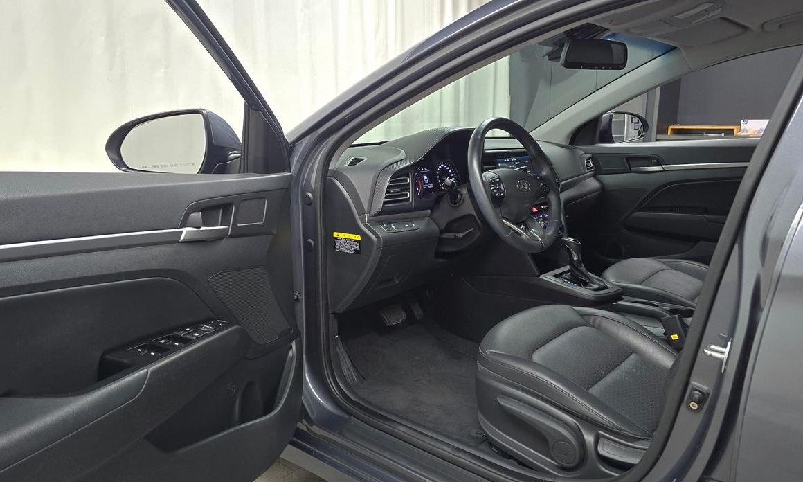 Hyundai AVANTE 2019