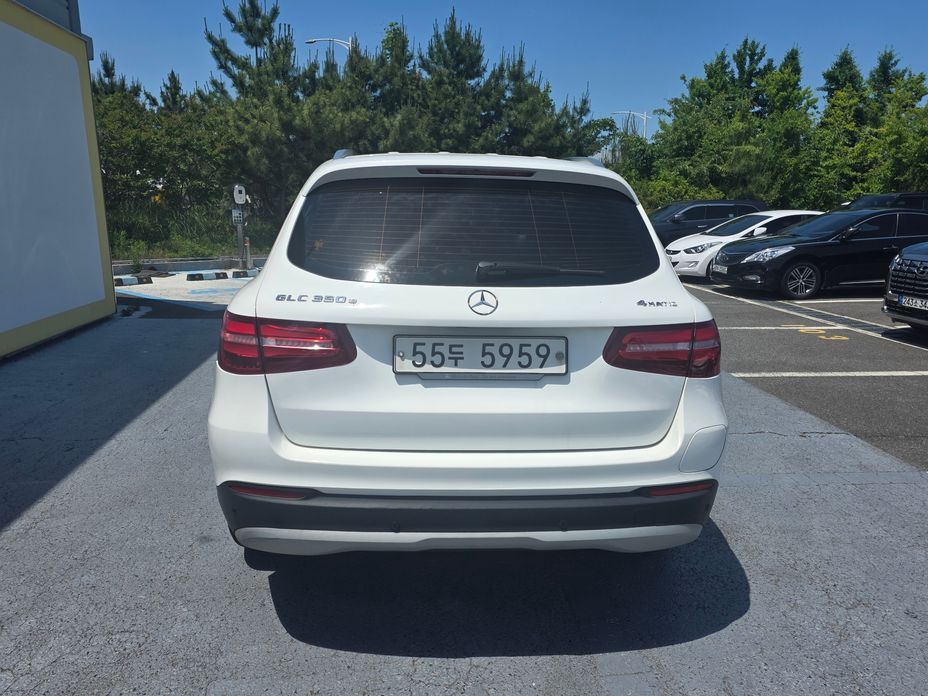 Mercedes-Benz GLC-Class 2019