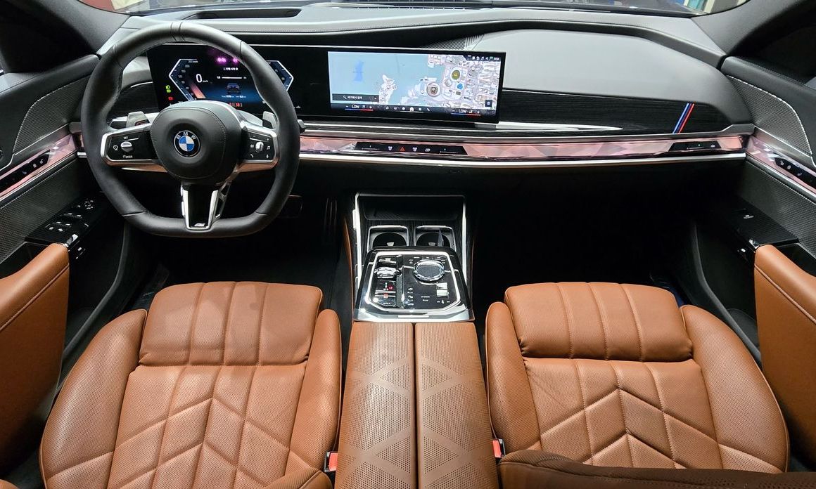 BMW 7-Series 2025