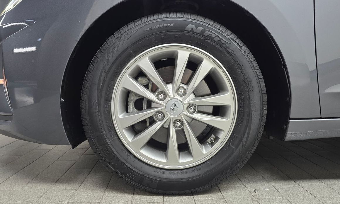 Hyundai AVANTE 2019
