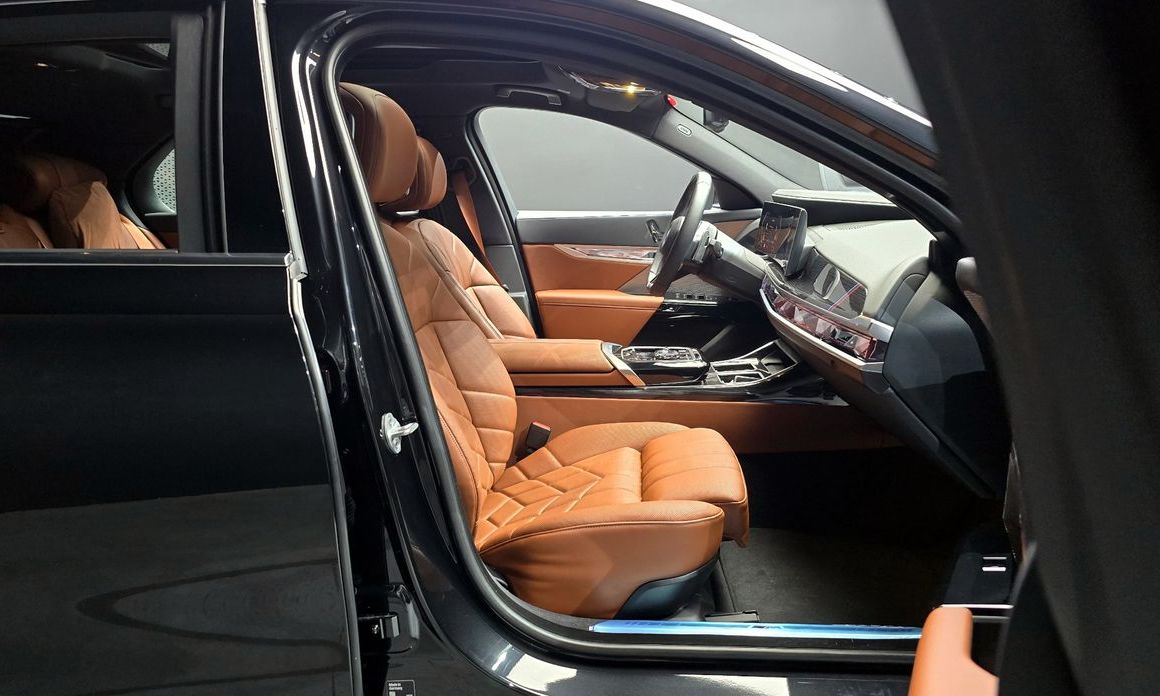 BMW 7-Series 2025