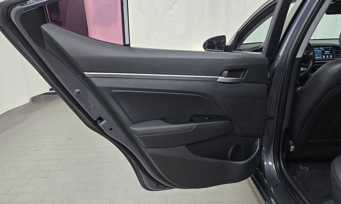 Hyundai AVANTE 2019