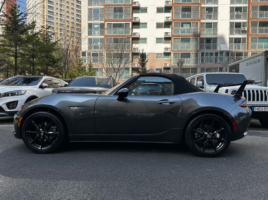 Mazda MX-5 Miata 2020