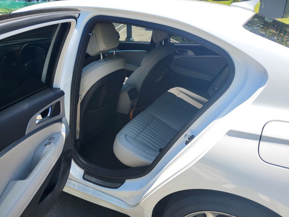 Genesis G70 2021