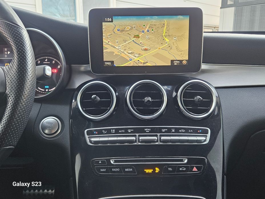 Mercedes-Benz GLC-Class 2019