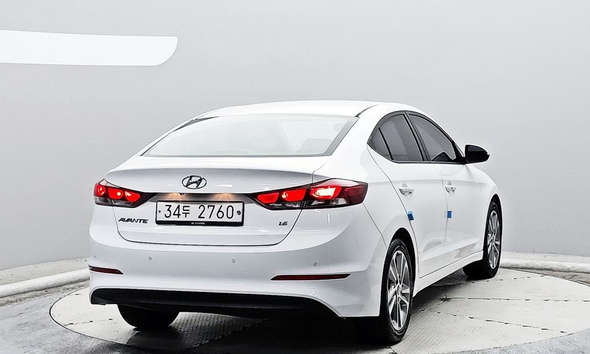 Hyundai AVANTE 2018