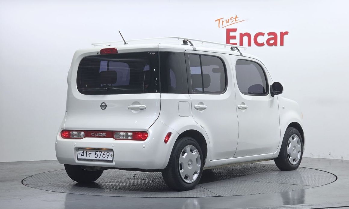 Nissan Cube 2014