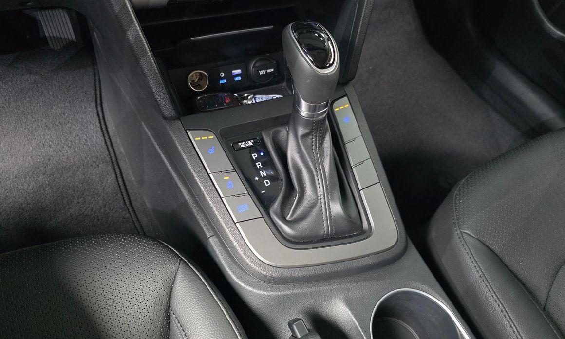 Hyundai AVANTE 2017
