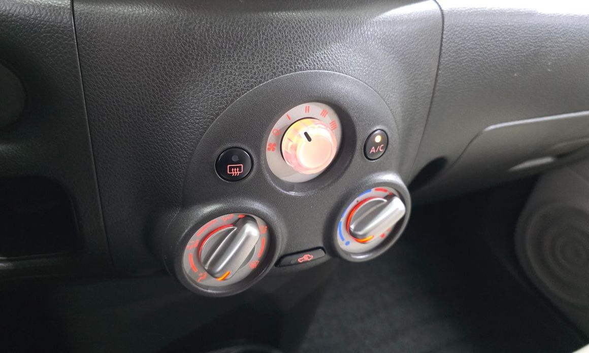 Nissan Cube 2014