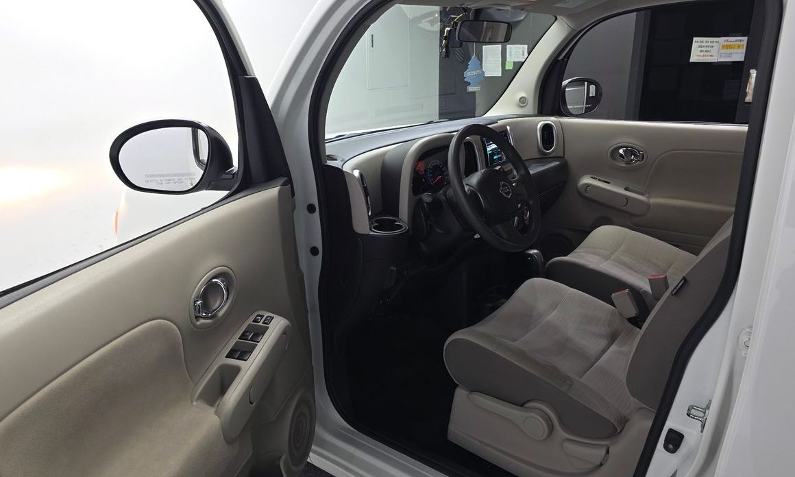 Nissan Cube 2014