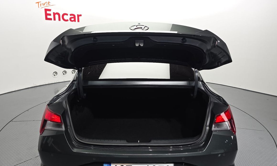 Hyundai AVANTE 2023