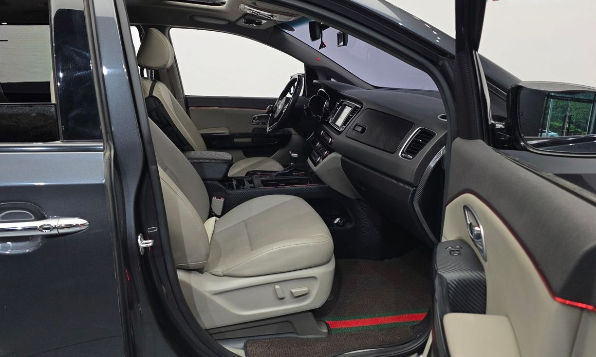 Kia Canival 2017
