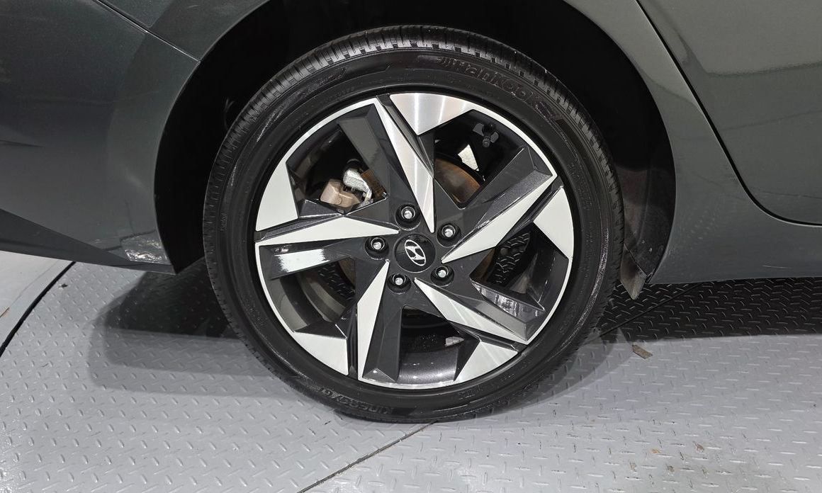 Hyundai AVANTE 2023