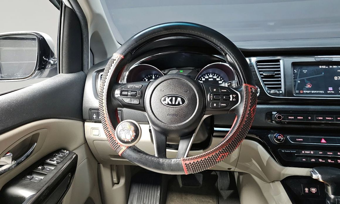 Kia Canival 2019