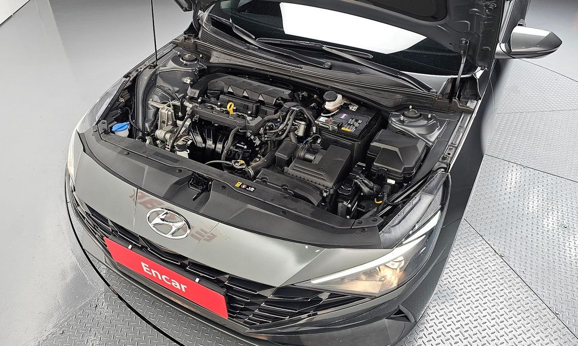 Hyundai AVANTE 2021