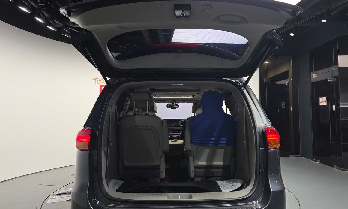 Kia Canival 2017