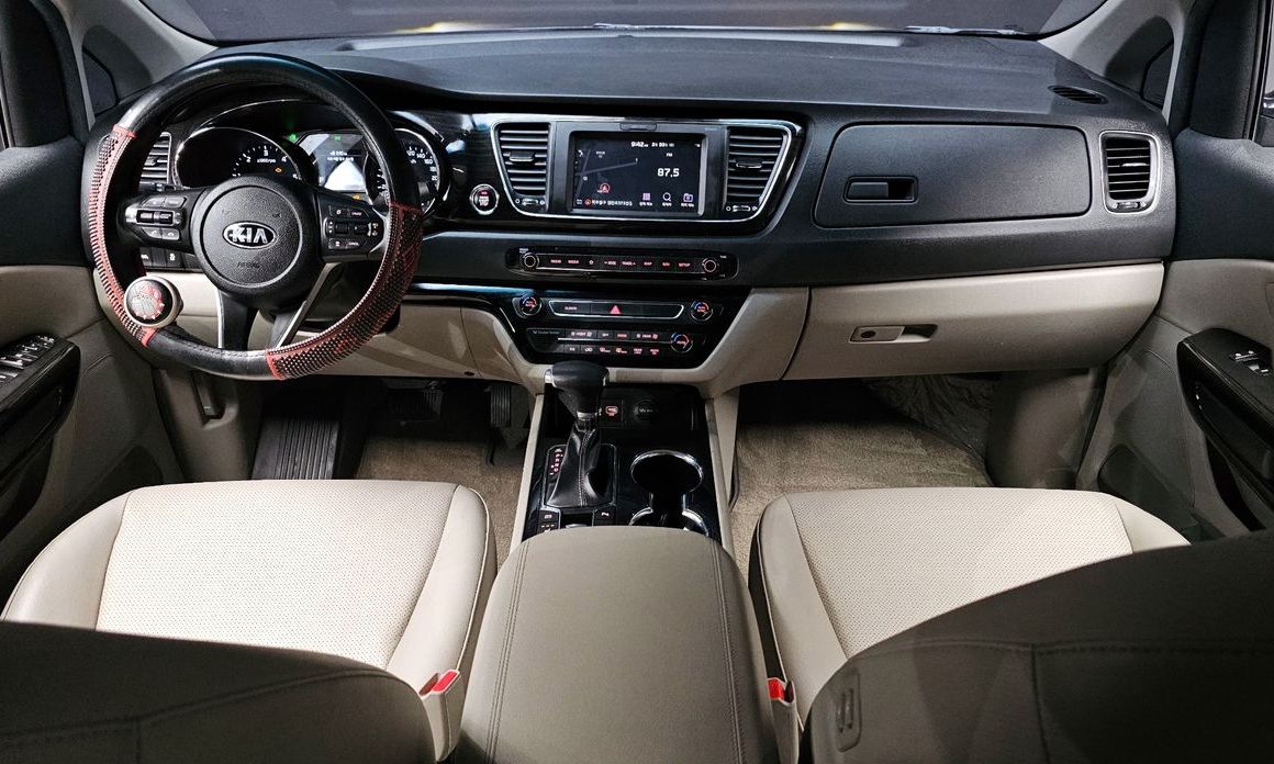 Kia Canival 2019