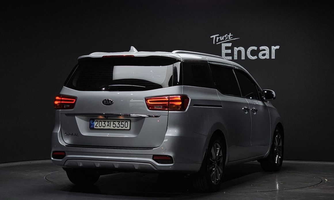 Kia Canival 2019