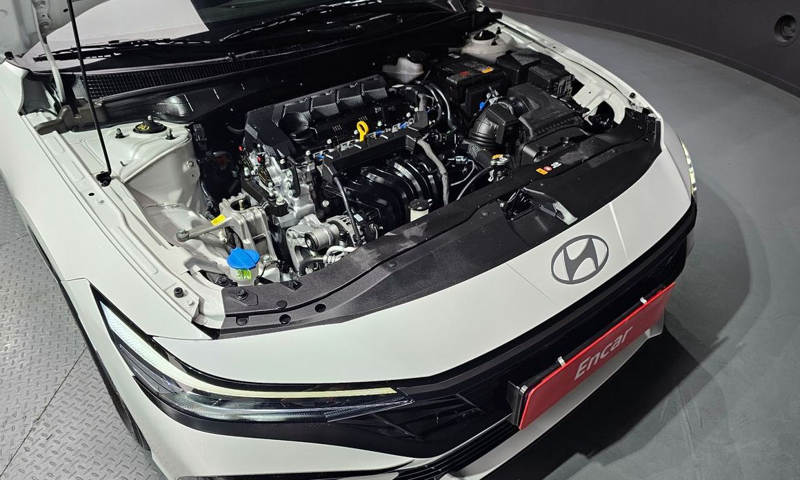 Hyundai AVANTE 2024