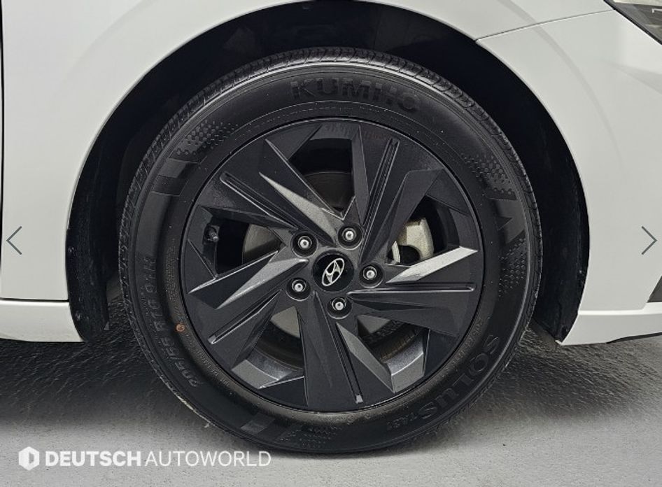 Hyundai AVANTE 2022