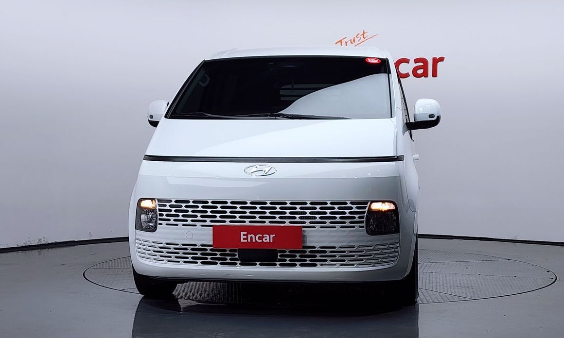 Hyundai Staria 2023