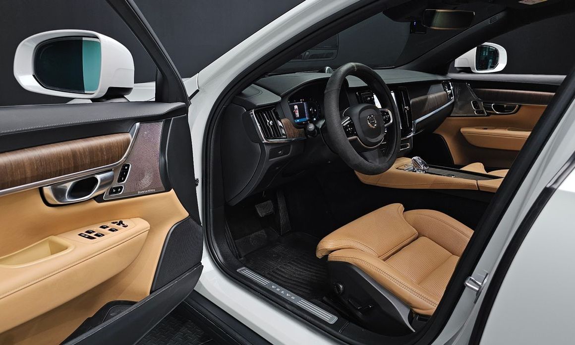 Volvo V90 2023