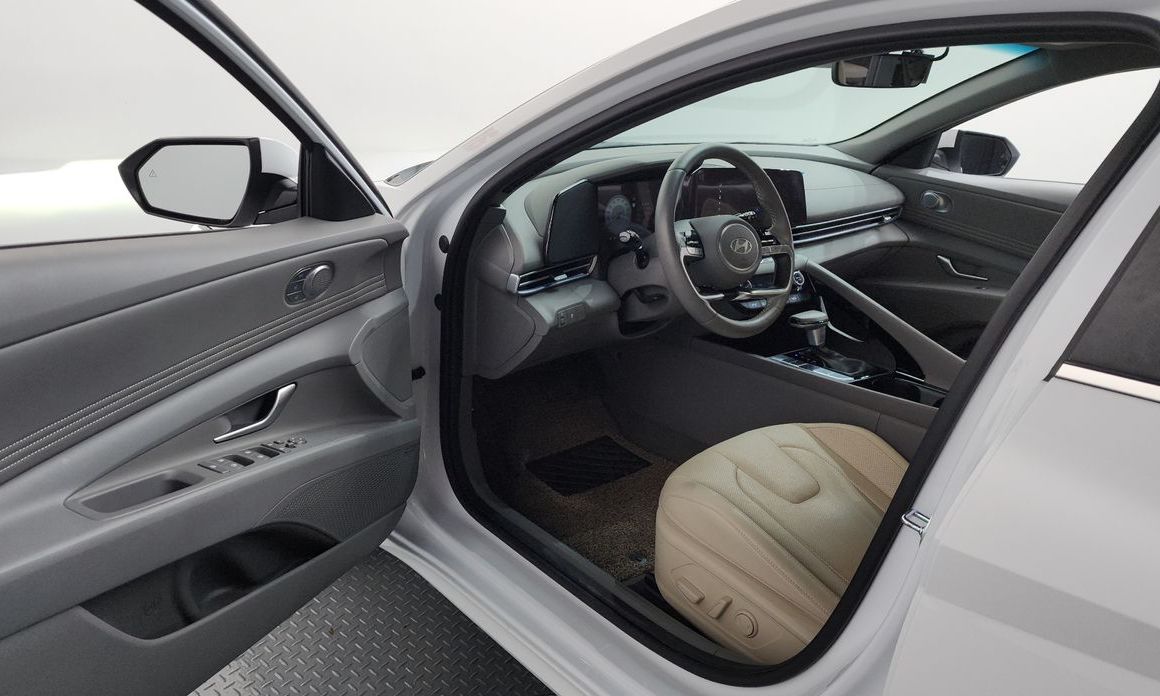 Hyundai AVANTE 2026