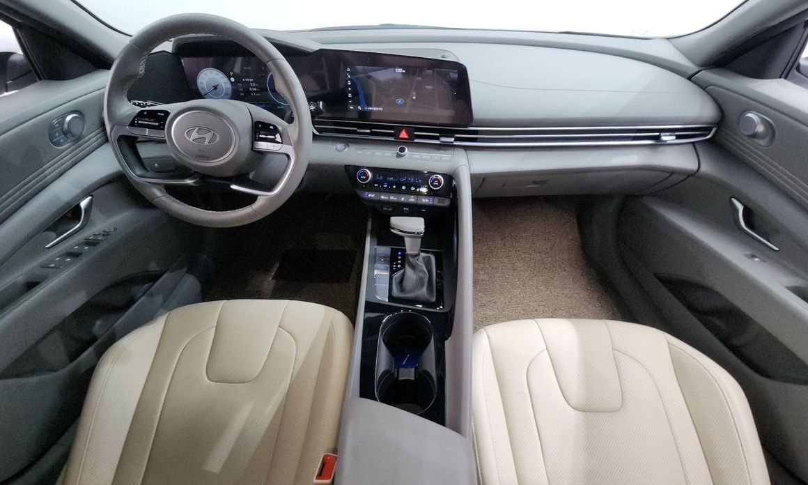 Hyundai AVANTE 2026