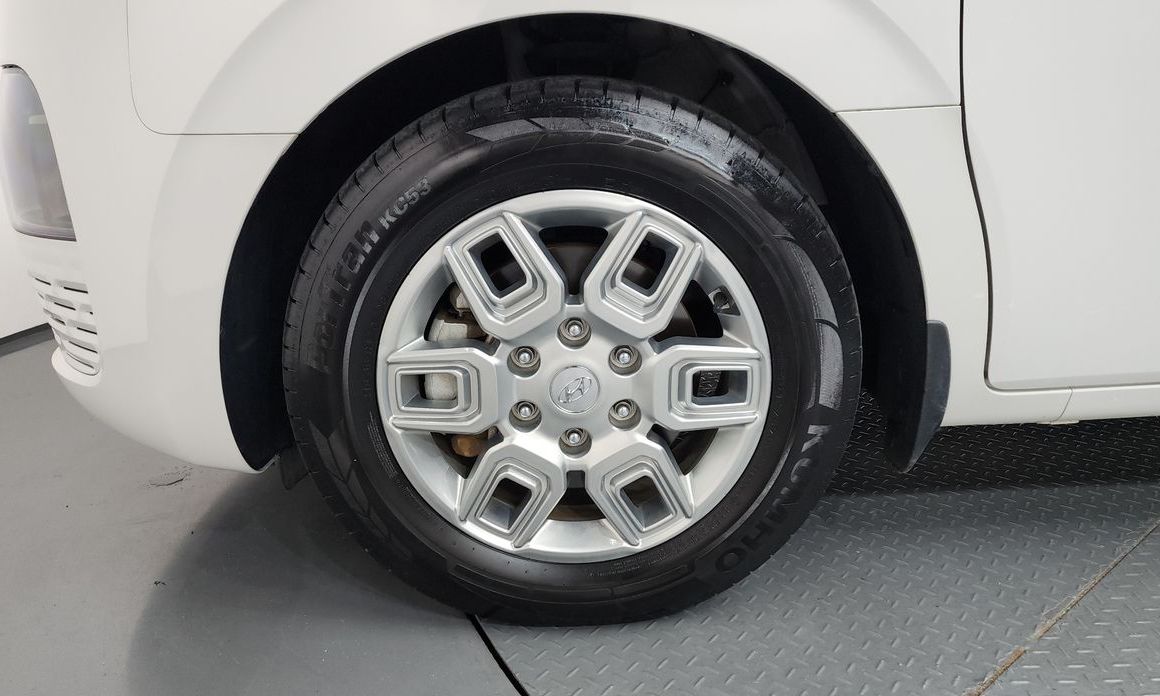 Hyundai Staria 2023