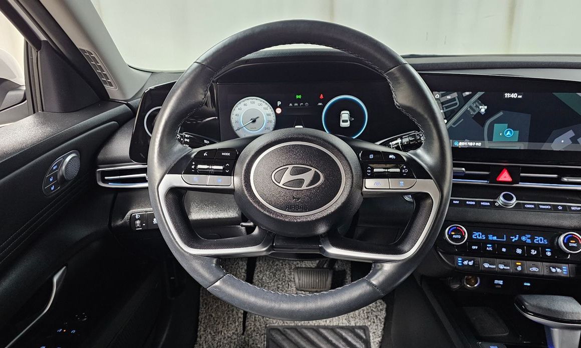 Hyundai AVANTE 2024