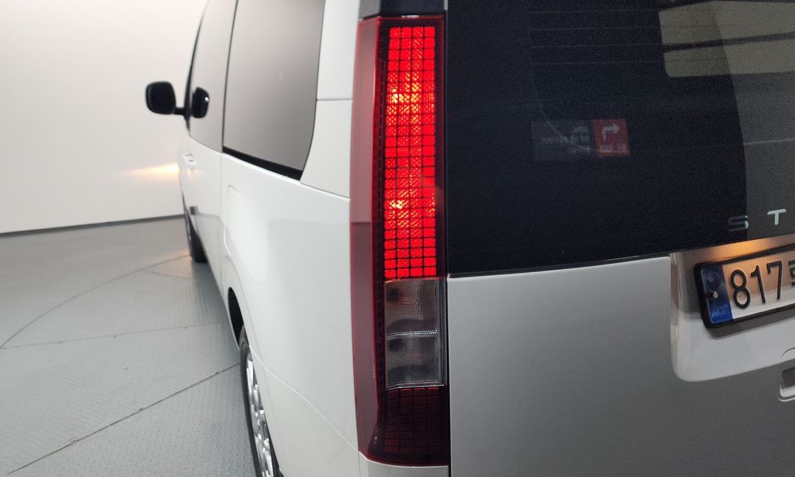 Hyundai Staria 2023