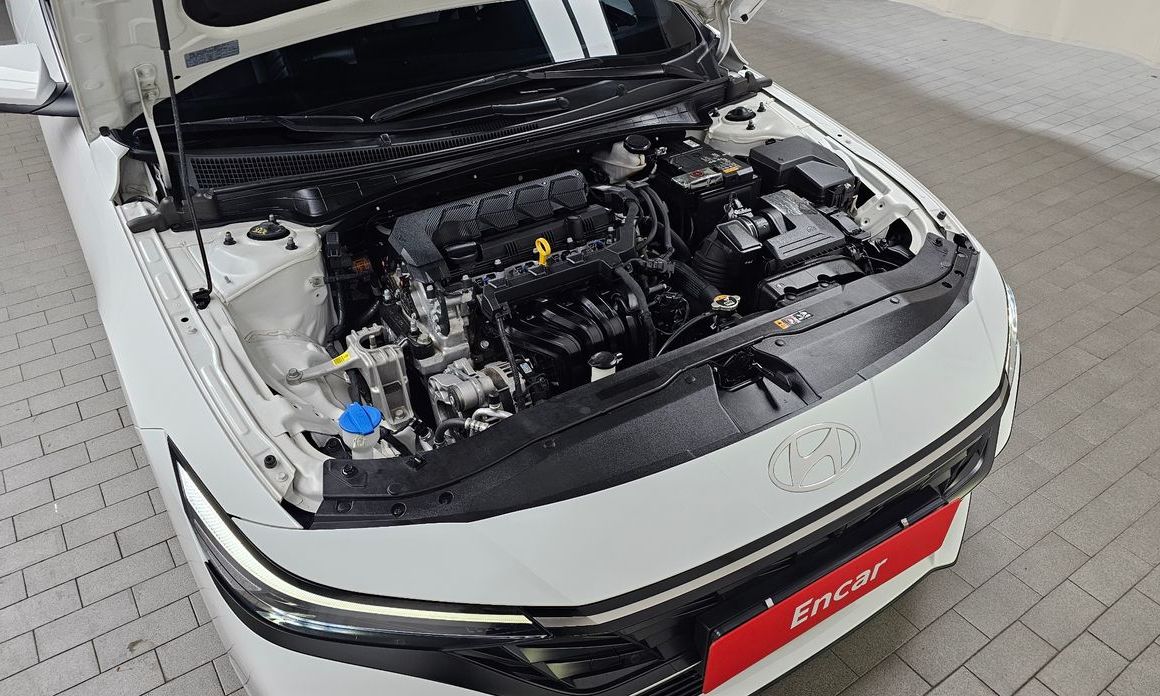 Hyundai AVANTE 2024